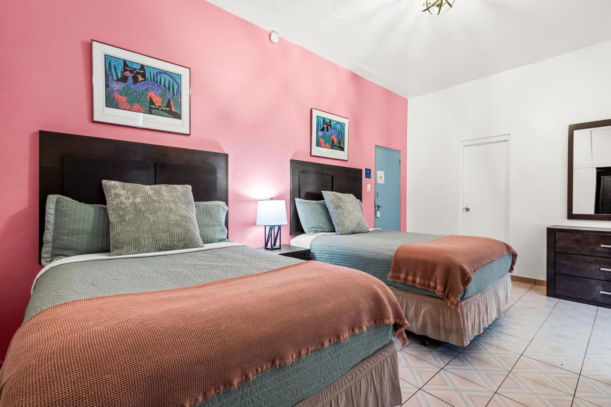 Borinquen Beach Inn San Juan Dış mekan fotoğraf