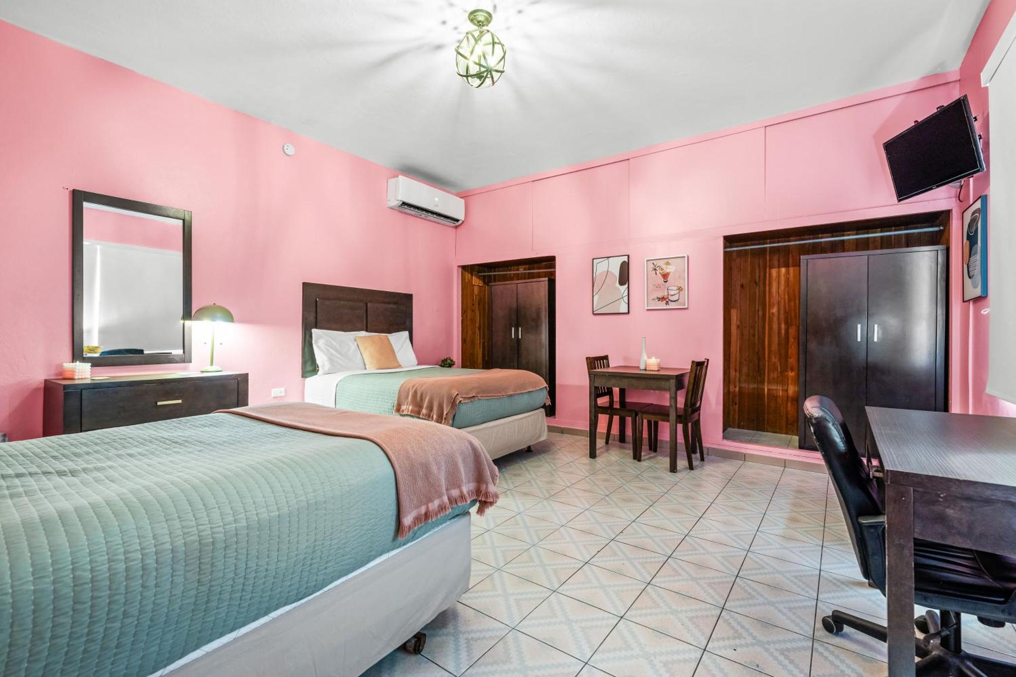 Borinquen Beach Inn San Juan Dış mekan fotoğraf